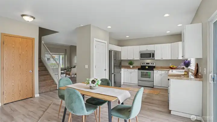 Spacious and bright open layout with plenty of room for relaxing and entertaining