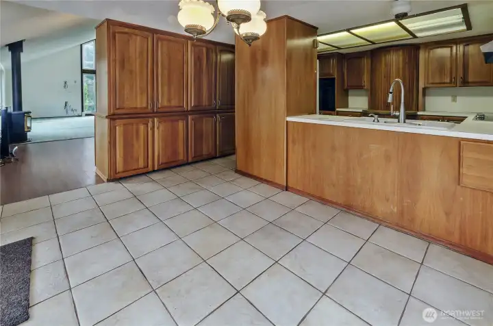 Dining Area Off Kitchen