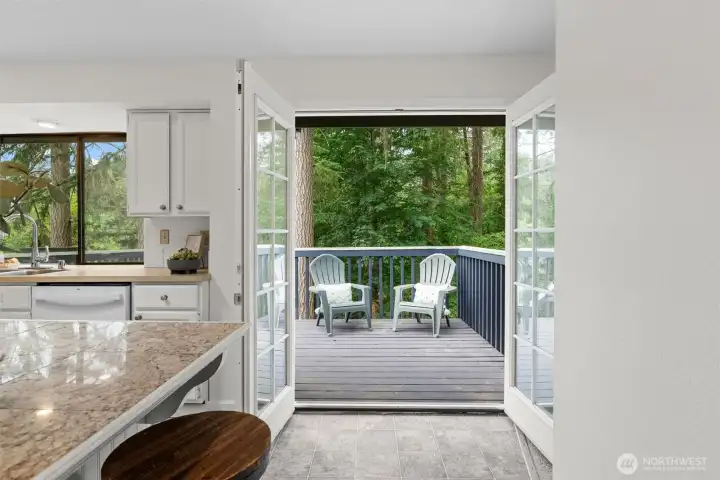 Imagine morning coffee on your deck off the kitchen!