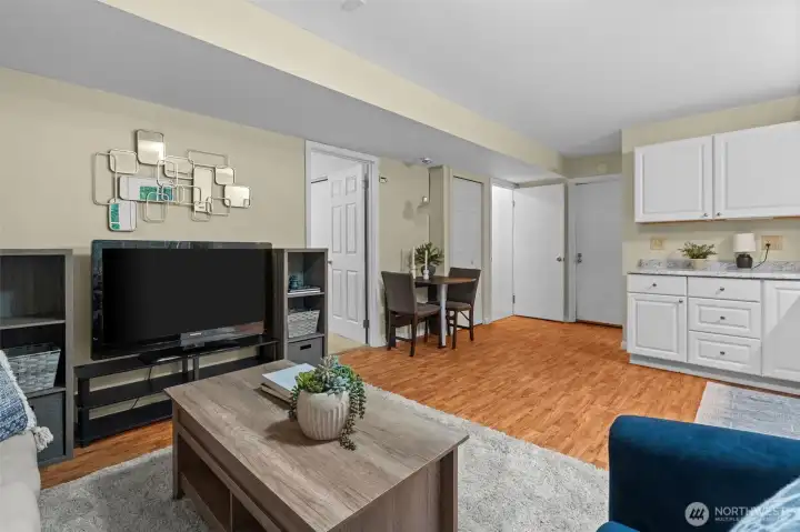 Multi-gen, rental income, second living area