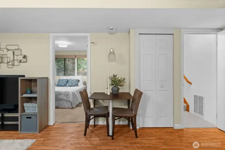 Eating nook downstairs