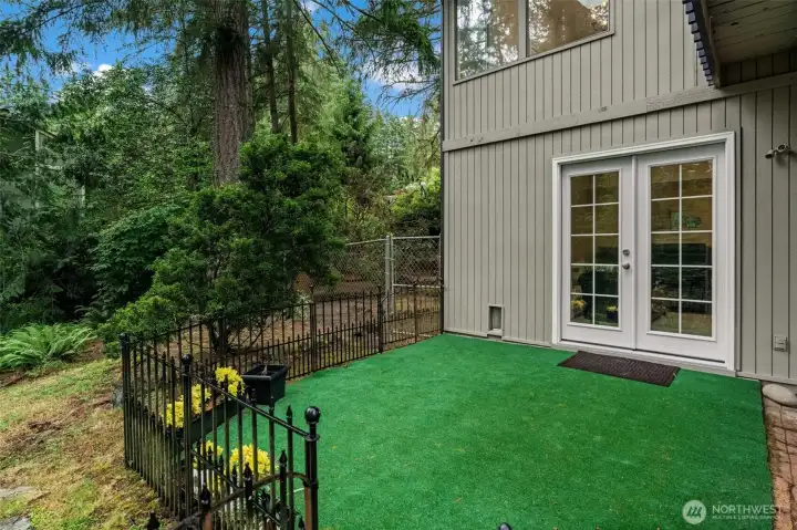Downstairs separate entrance