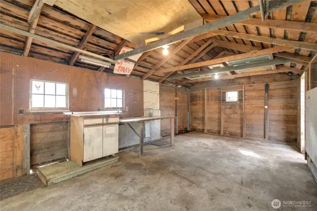 detached garage