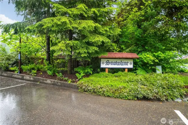 Snowline, Glacier's premier gated community