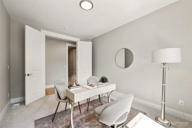 Work or study with ease in the luminous den/office.