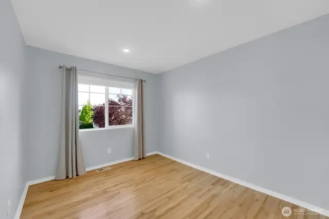 3rd secondary bedroom