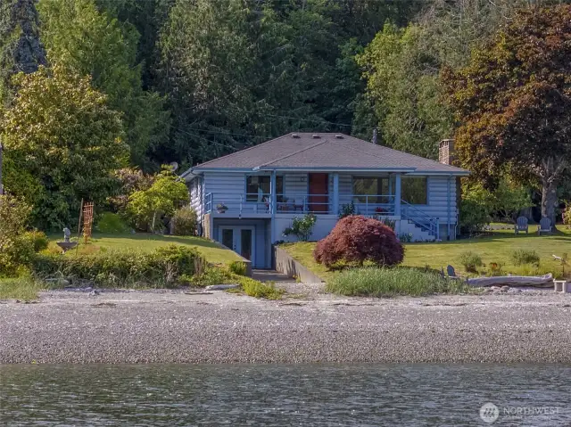 82 feet of sandy beach right outside your door!
