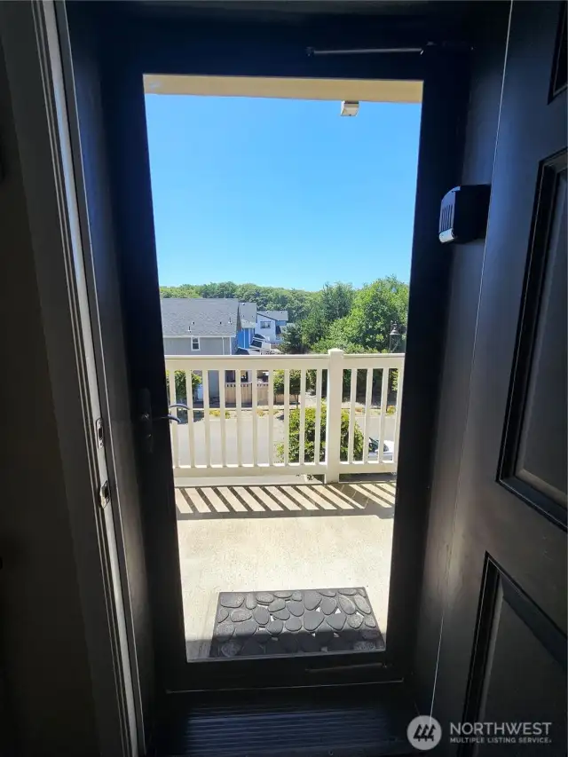 Thoughtful design with a full glass screen door to enjoy the views.