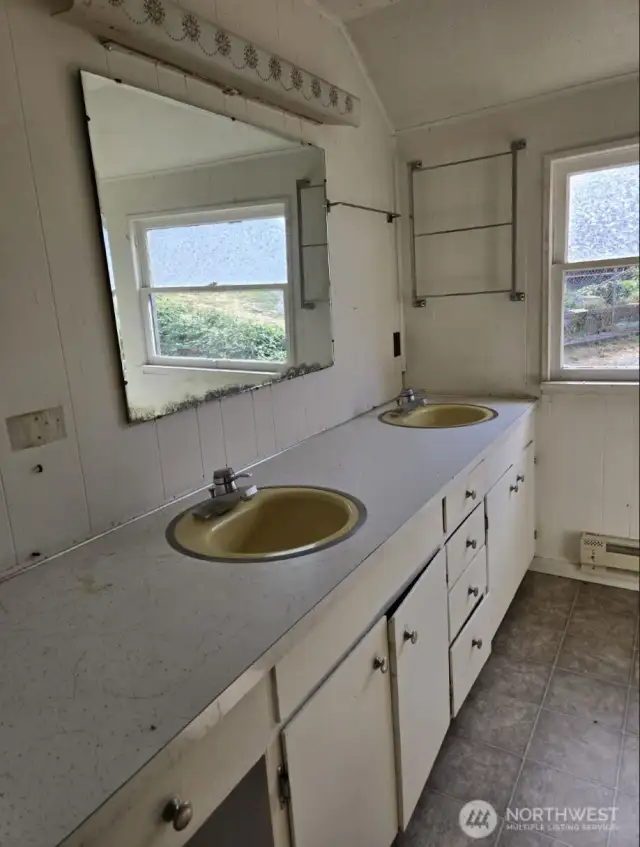 Full Bath