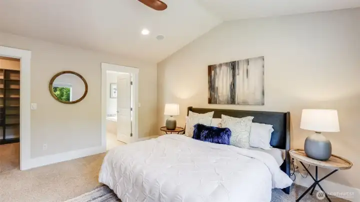 The primary offers a luxurious walk-in closet and 5 piece spa like en suite bathroom.