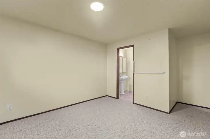 Primary Bedroom with En suite