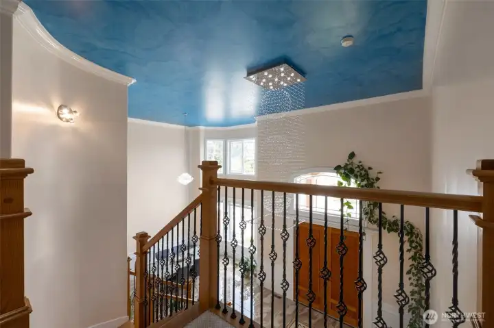 Enter to upstair hall way