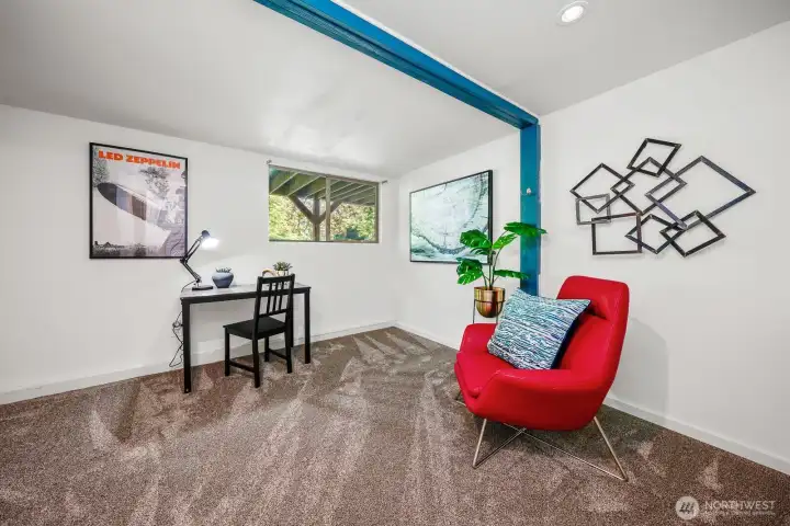 Extra room ideal for office, guests or gym.