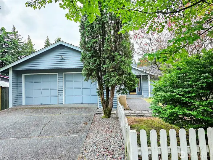 2 car garage and room in the driveway for more. 2 car garage and room in the driveway for more.