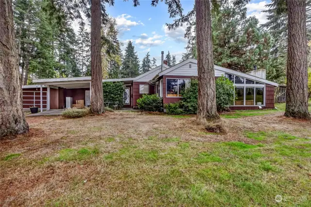 Unique 3 Bedroom Rambler Situated on 2.58 Acres