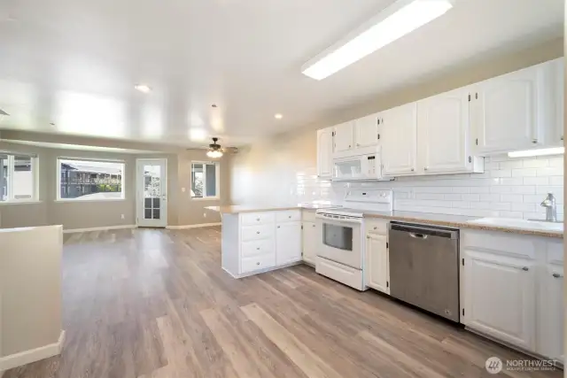 Spacious kitchen