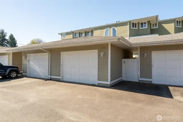 1 car garage with space in front for additional vehicle