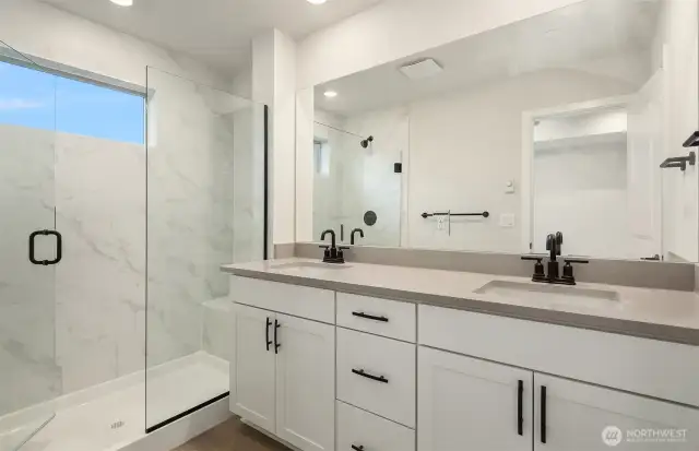 Owners bth-not actual home. Model to demonstrate similar floor plans & features.
