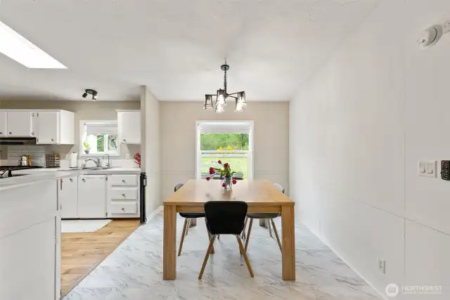 A Breakfast Bar and a Dedicated Dining Area!