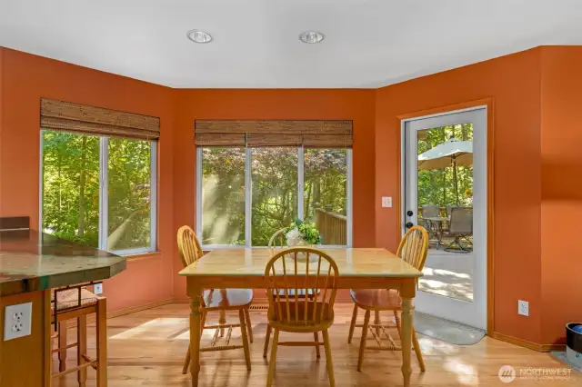 Breakfast nook between kitchen and family room.