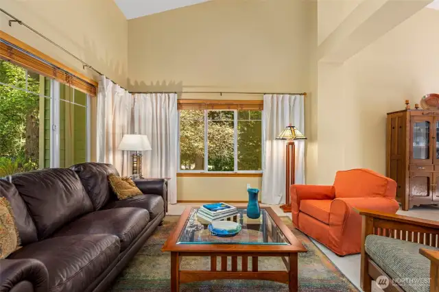 Formal living.