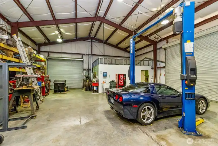 Hydraulic Car Lift