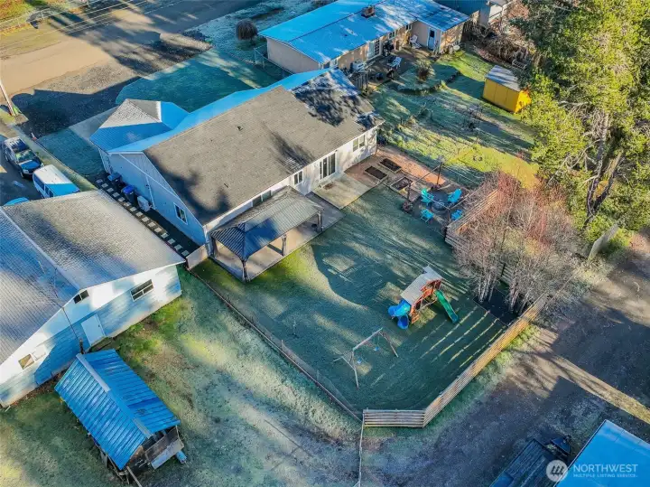 Look at this backyard!!