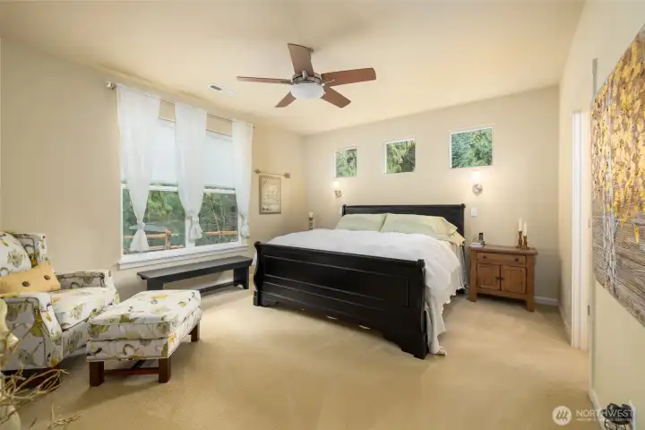 Private primary suite