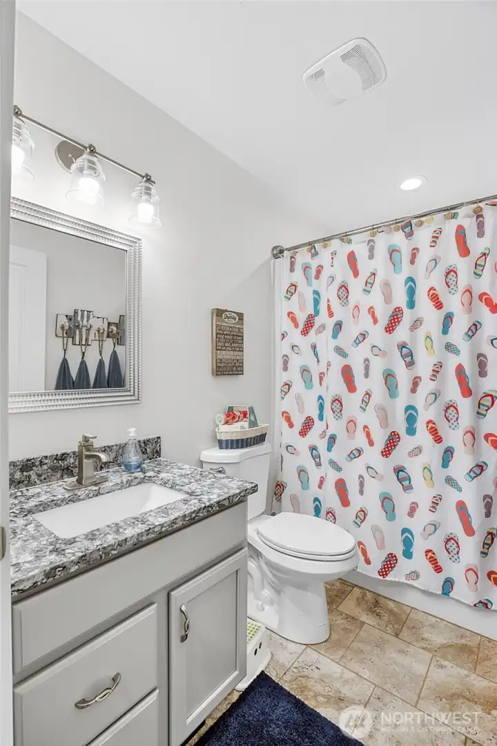 Full Guest Bathroom
