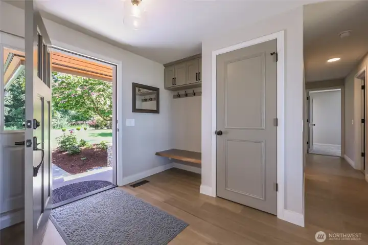 Fantasic Entryway! Fantasic Entryway!