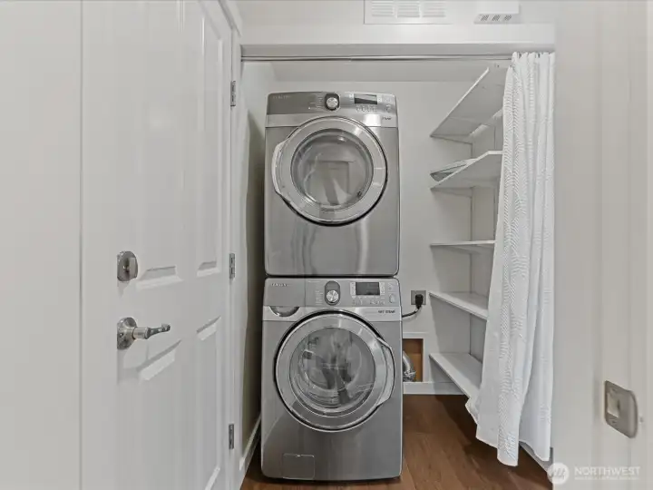 Newer washer & dryer stay with home! Newer washer & dryer stay with home!