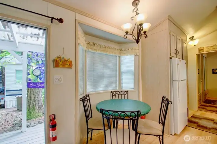 1 bedroom and 1 bathroom park model with  living and dining area