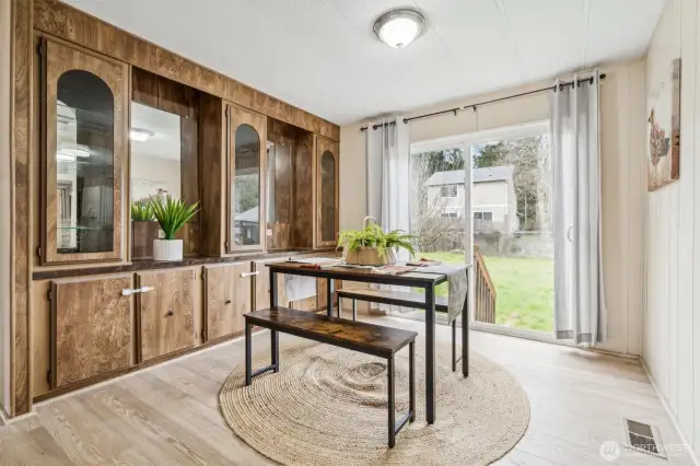 Dining room built-in