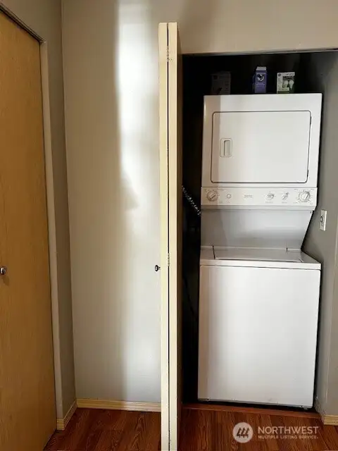 Washer & Dryer in Unit