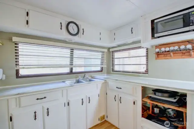This cabin features a very spacious kitchen.