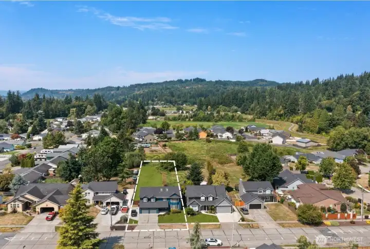 Large, oversized lot with no one behind you.
