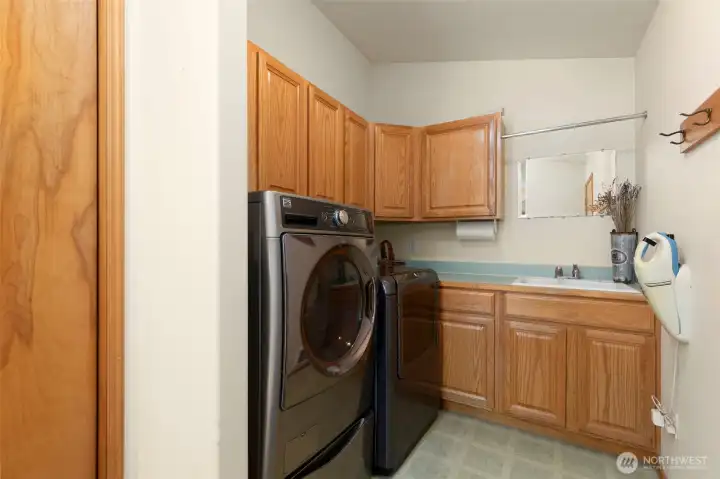 Utility room with plenty of storage