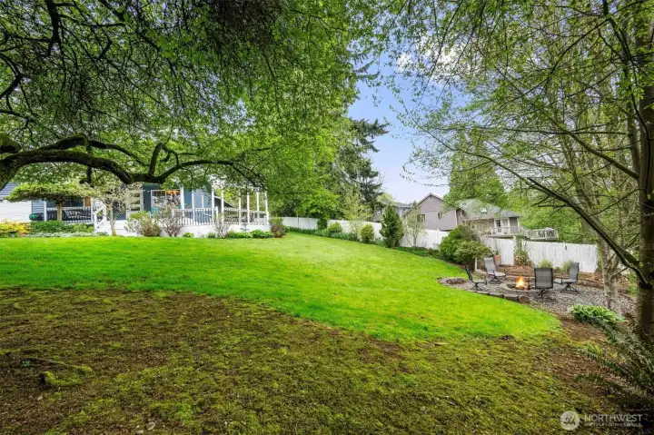 Spacious yard with opportunity for personalization