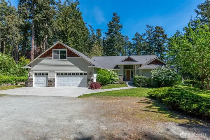2434 Moss Lane