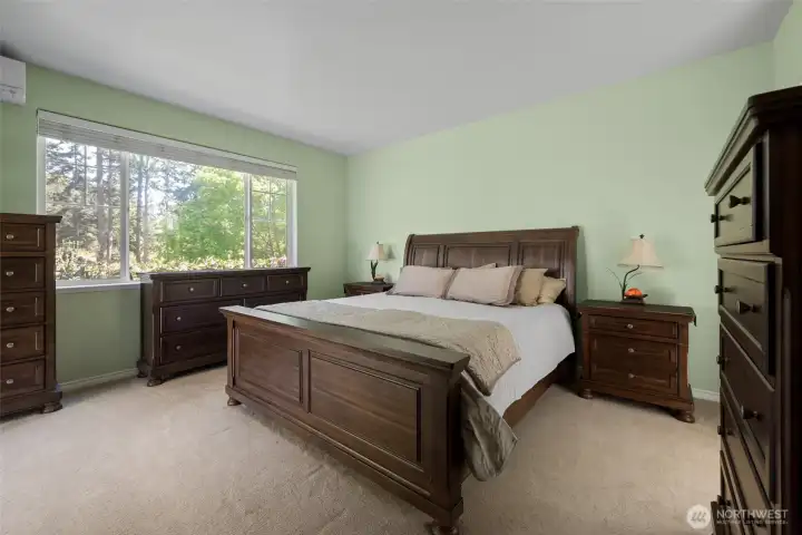 Spacious primary room with HP mini split.