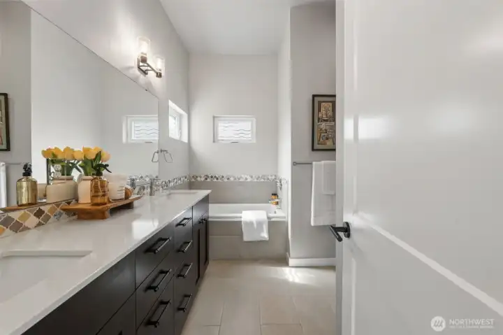 Upstairs Primary Ensuite Bathroom