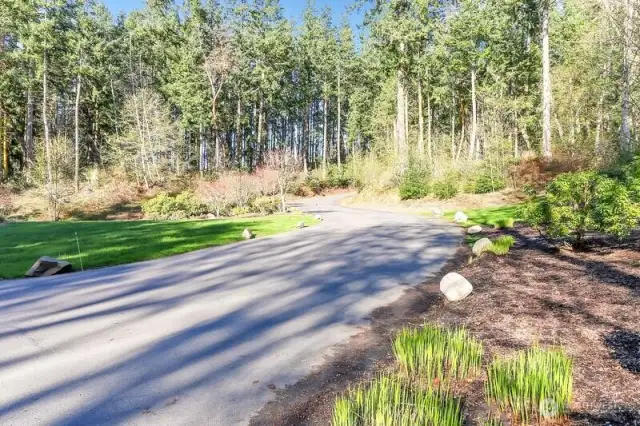 Beautiful, wooded entrance
