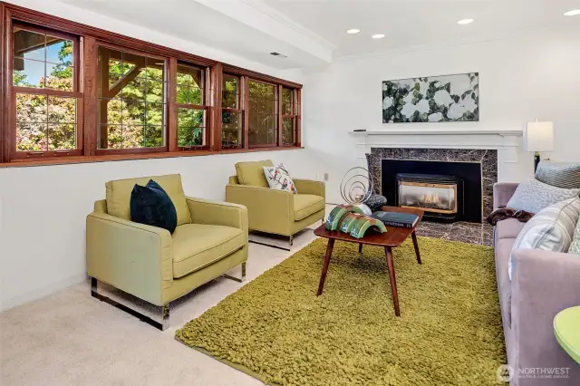 Lower level is same size as main level and has Lake WA views. Gas fireplace insert for extra cozy evenings.