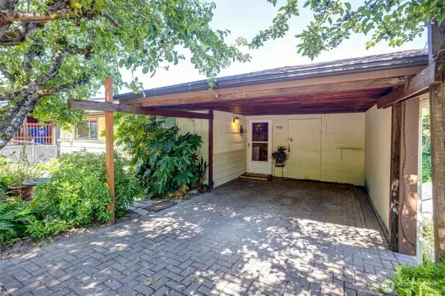 Carport entry off Arrowsmith. Easy for groceries!!