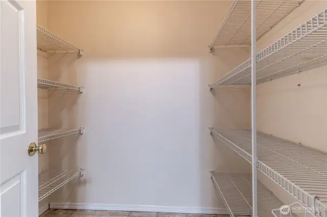 Walk in Pantry