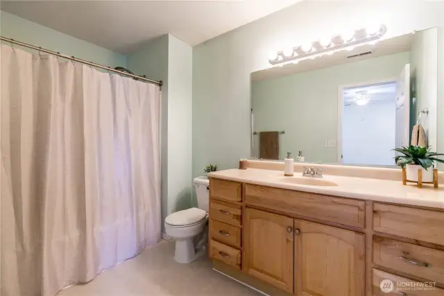 Primary Bedroom Bathroom