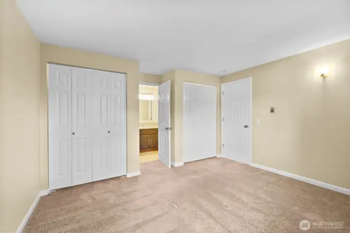 Access bathroom from bedroom or hallway