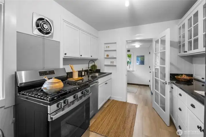 As we had through the kitchen and mudroom (shown in next photo)  which will lead us to the awesome backyard.