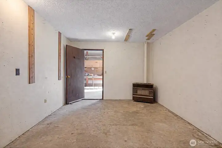 Personal items have been virtually removed.