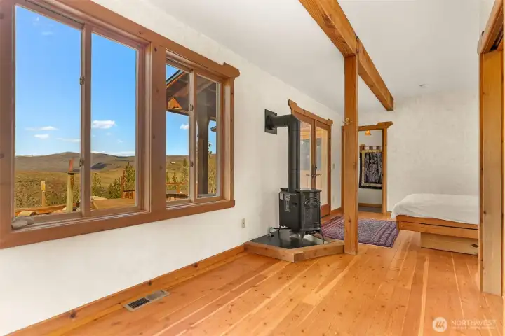 Primary suite sitting area.